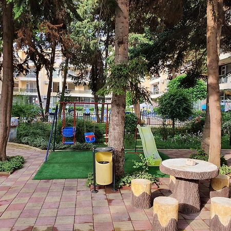 Апартамент За Гости ,,1В-15" Амара Бутик"" Ravda Ruang foto